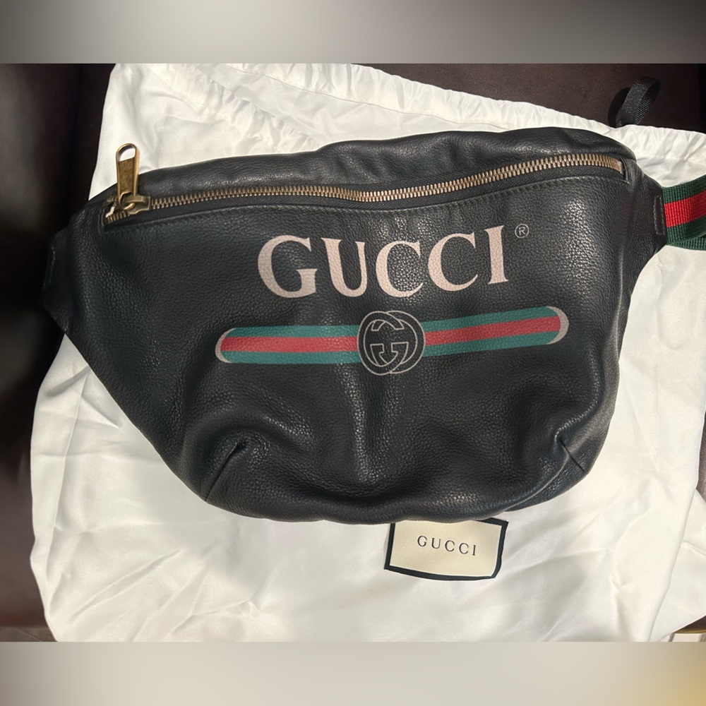 Gucci Black Calfskin Small Belt bag